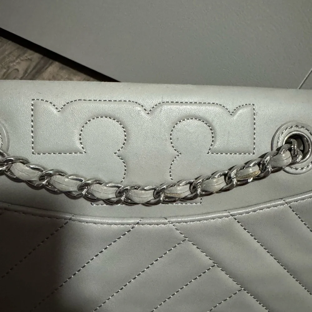 Tory Burch Alexa Gray Chain Shoulder Bag